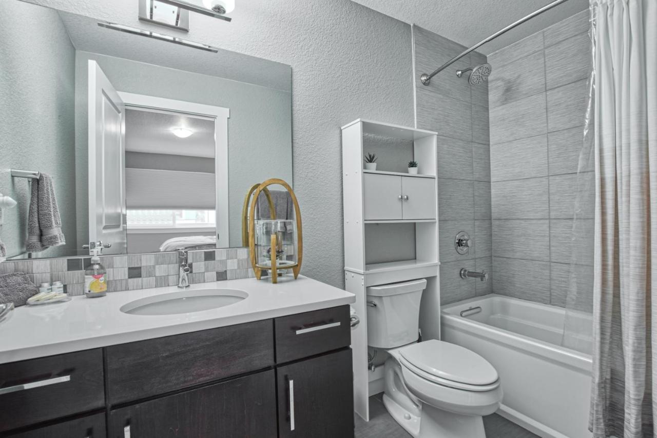 Modern Townhome Near Old Town, Breweries, & River! Форт Колинс Екстериор снимка