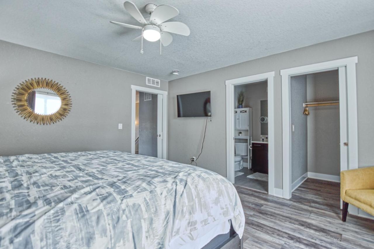 Modern Townhome Near Old Town, Breweries, & River! Форт Колинс Екстериор снимка
