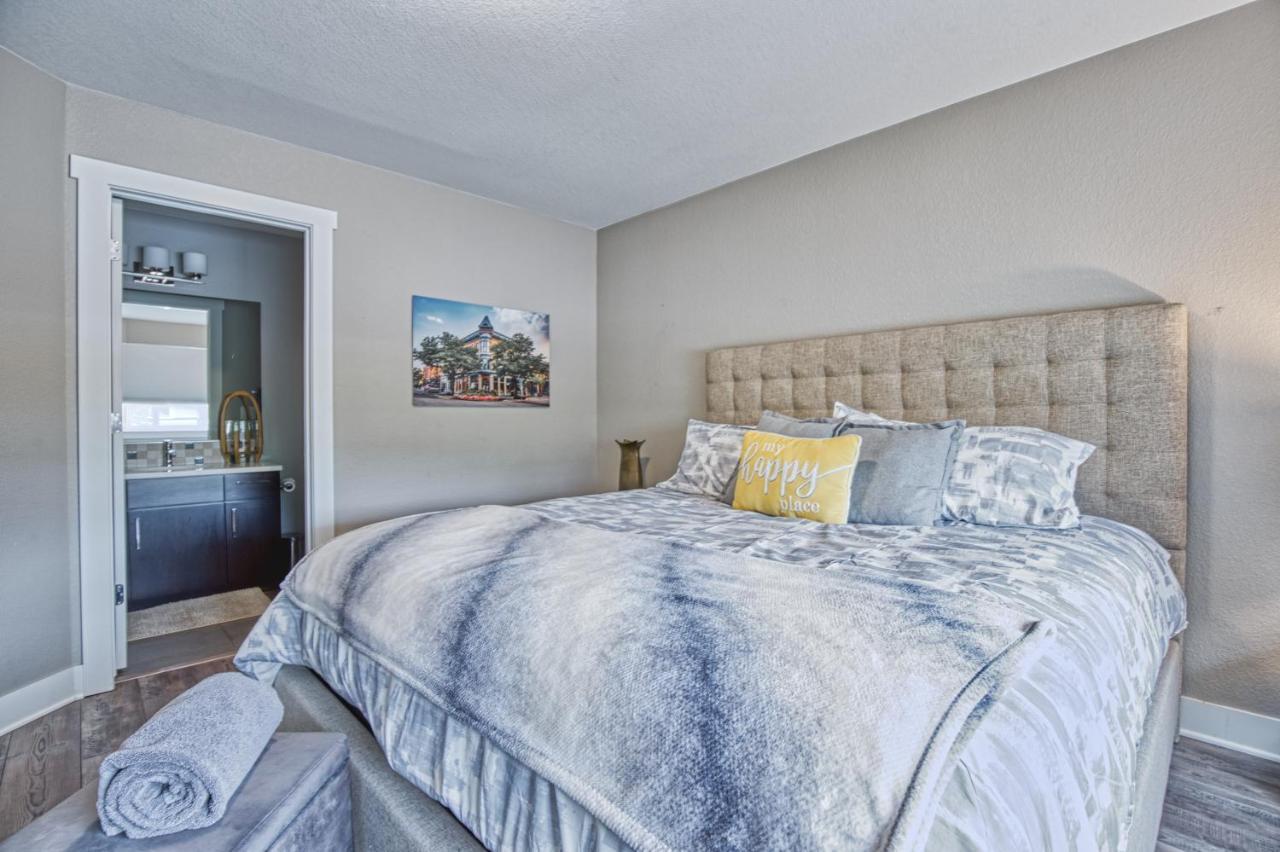Modern Townhome Near Old Town, Breweries, & River! Форт Колинс Екстериор снимка