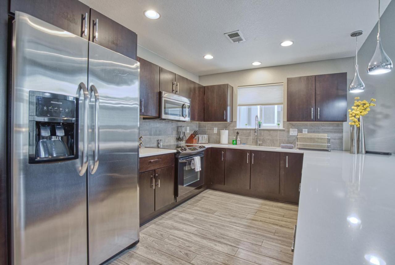 Modern Townhome Near Old Town, Breweries, & River! Форт Колинс Екстериор снимка